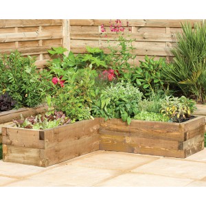 Caledonian Corner Raised Bed