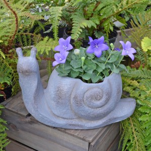 Blue Iron Effect Snail Planter
