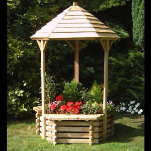 Large Wishing Well Planter