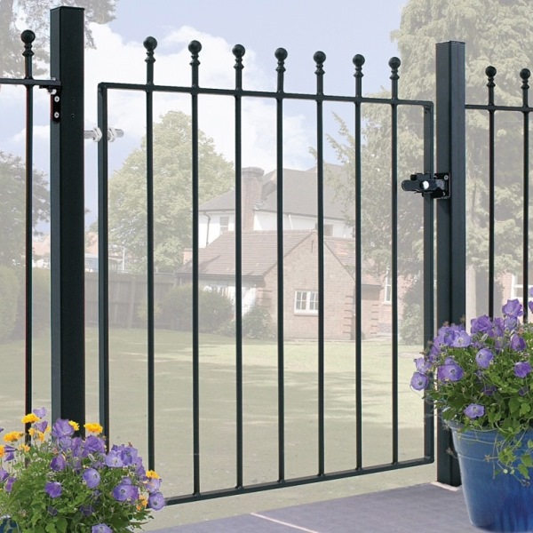 Made to Measure Manor Single Gate