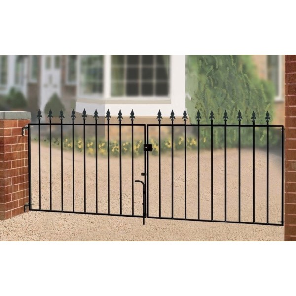Made to Measure Saxon Flat Top Double Gate