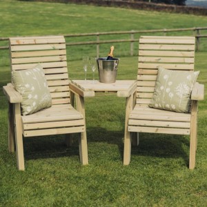 Ergo Love Seat With Angled Table