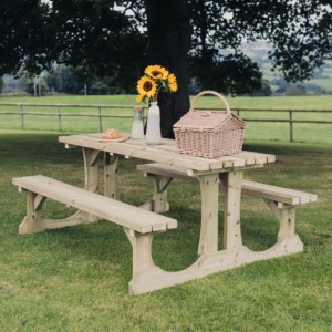 Lunar Walk-In 6 Seater Picnic Table
