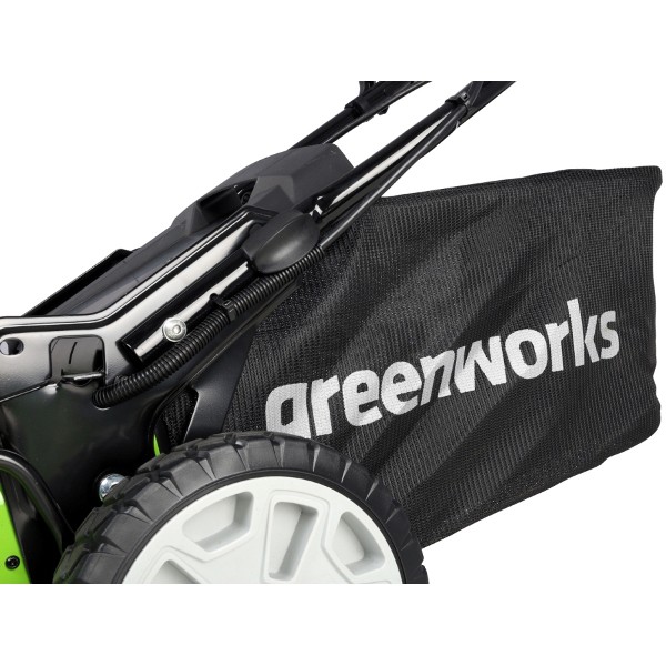 Greenworks 48V 46cm 3 in 1 Cordless Lawnmower with Batteries Charger