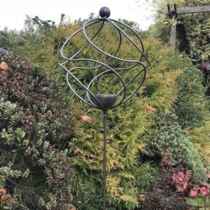 Tangle Ball Bird Feeder