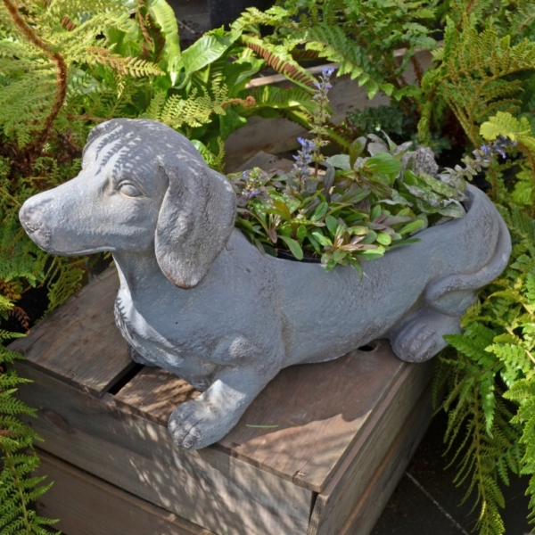Dachshund ornament the range top