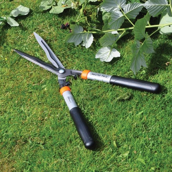 Lightweight long shop handled shears