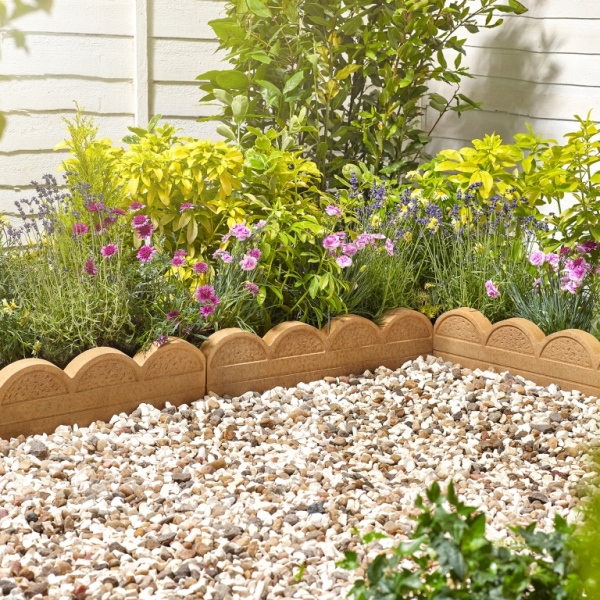 Homebase garden shop edging